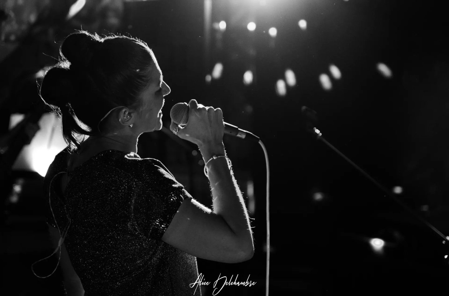 Furalines singer on stage at a live concert